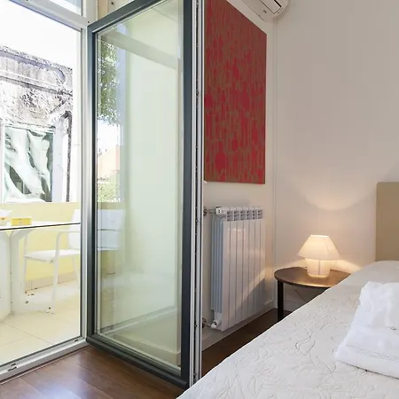 Apartment Joivy Stunning 3br Apt With Balcony, Nearby Saldanha Subway & Ist