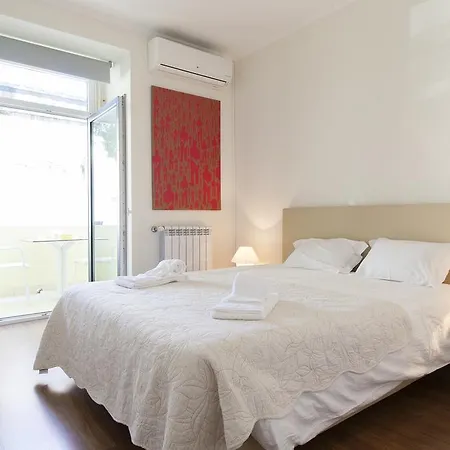 Apartment Joivy Stunning 3br Apt With Balcony, Nearby Saldanha Subway & Ist Lissabon