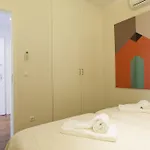 Lejlighed Joivy Stunning 3br Apt With Balcony, Nearby Saldanha Subway & Ist *