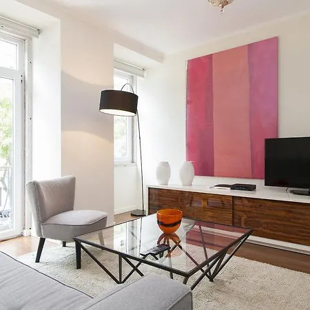 Lejlighed Joivy Stunning 3br Apt With Balcony, Nearby Saldanha Subway & Ist *